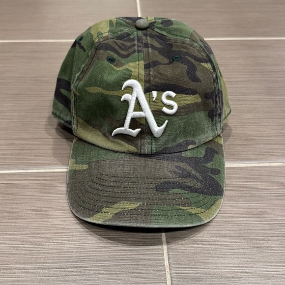 Men’s ‘47 Camo Oakland Athletics Team Cleanup Hat - Picture 5 of 8